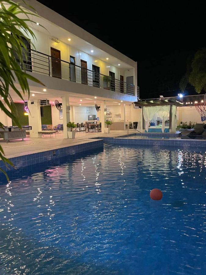 Ezekiel'S Private Hot Spring Resort Calamba  Exterior photo